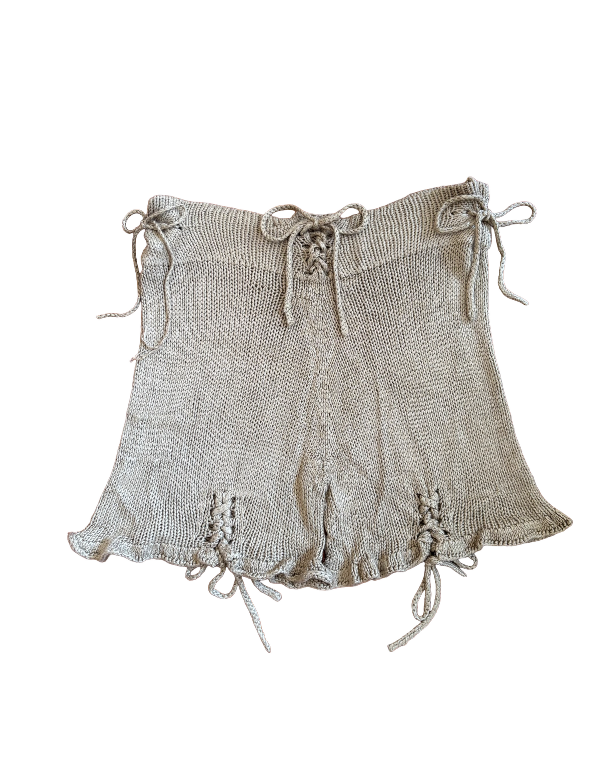 Tied up shorts