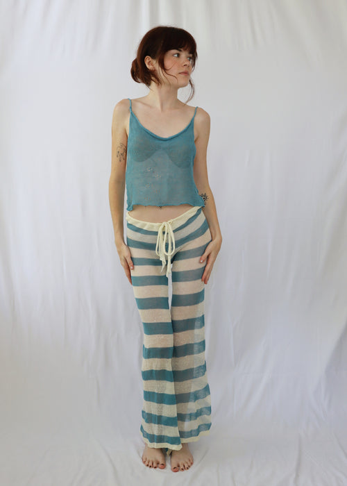 Alice's pants